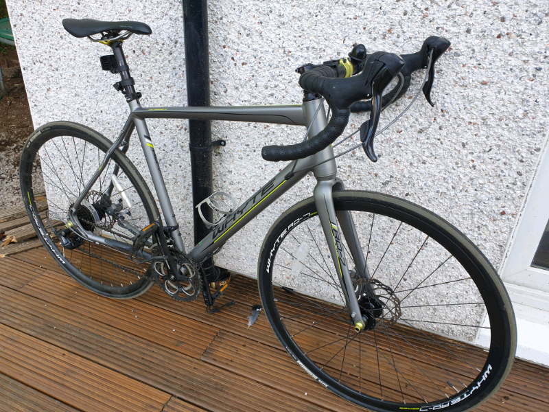 whyte sussex road bike